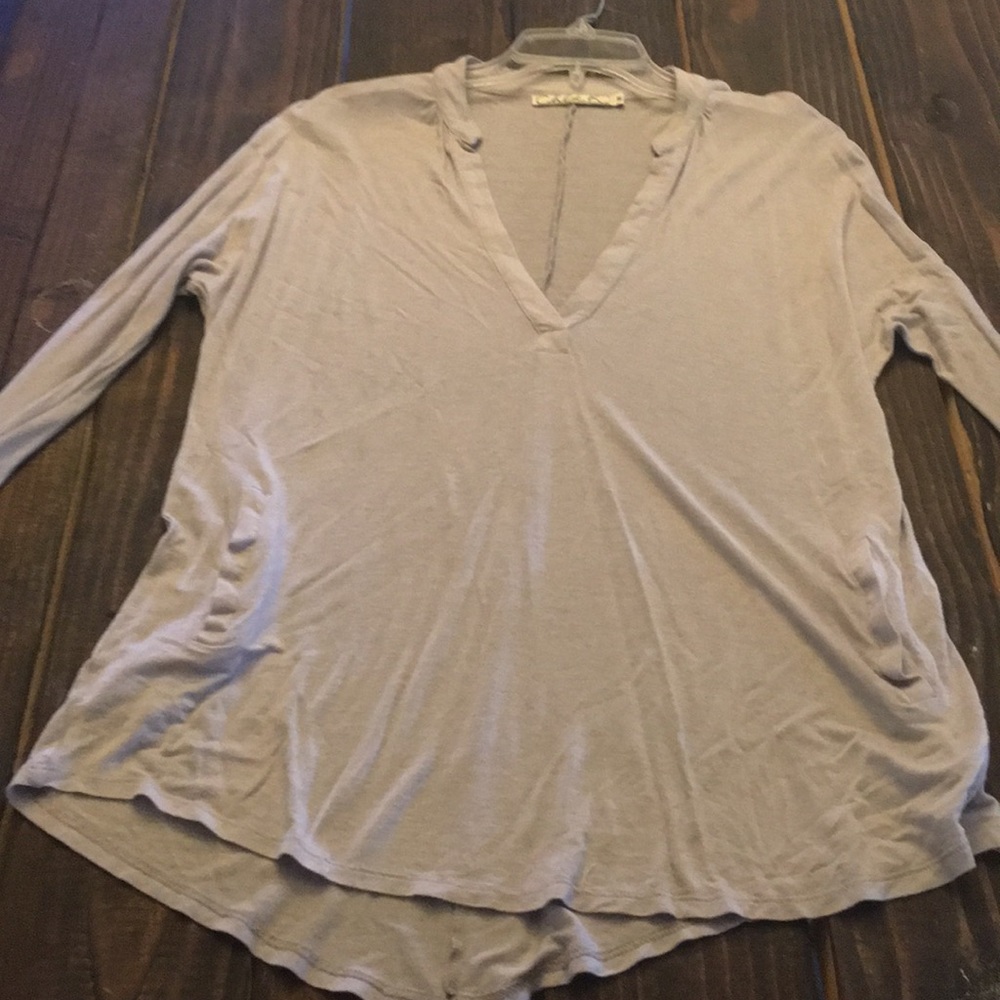 Chloe k long sleeve blouse